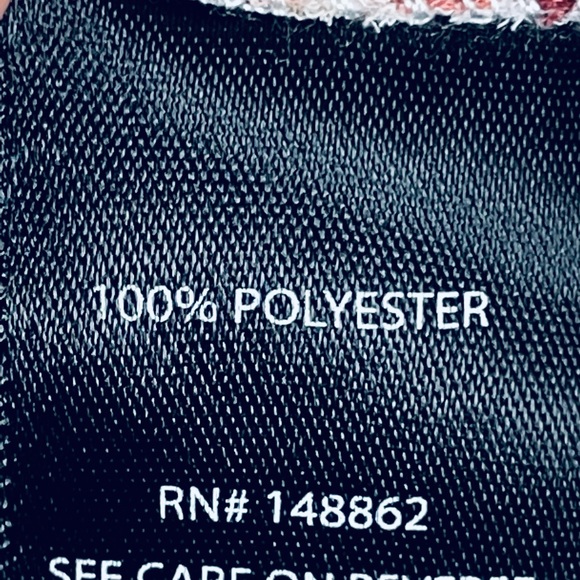 Women’s Torrid Floral Cold Shoulder Top - Picture 3 of 4